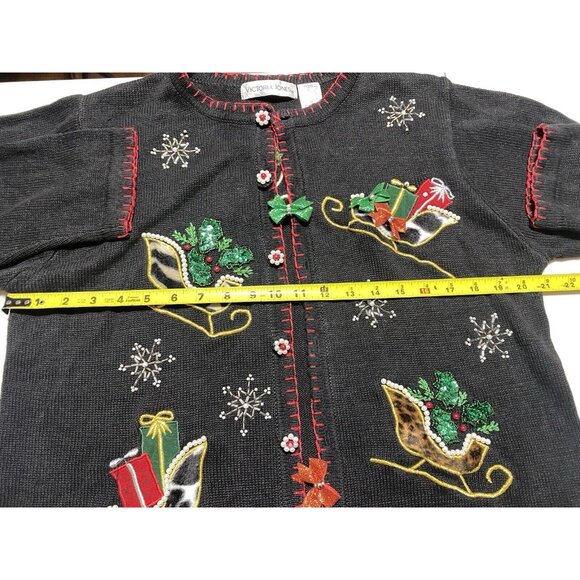 Victoria Jones Christmas Sweater Size Medium Button Up Cardigan - Picture 4 of 11